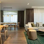 Meraviglia At Stone Residence